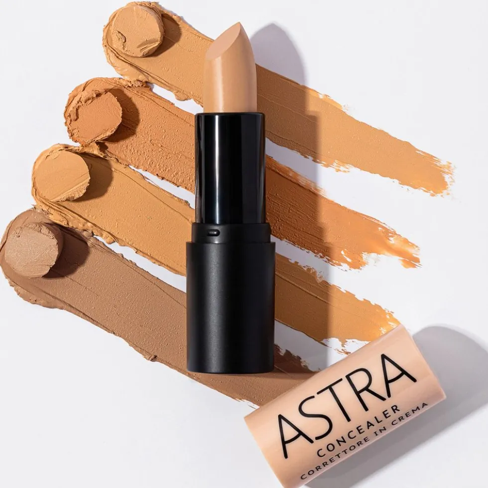 ASTRA Make-UP Concealer - Correttore Stick Cremoso Tonalitá 03