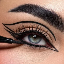 ASTRA Make-UP Subliminal 16H Pro-Liner - Eyeliner Nero Intenso Finish Mat