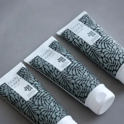 Australian Bodycare Tre prodotti per brufoli, pelle impura e punti neri su schiena e glutei
