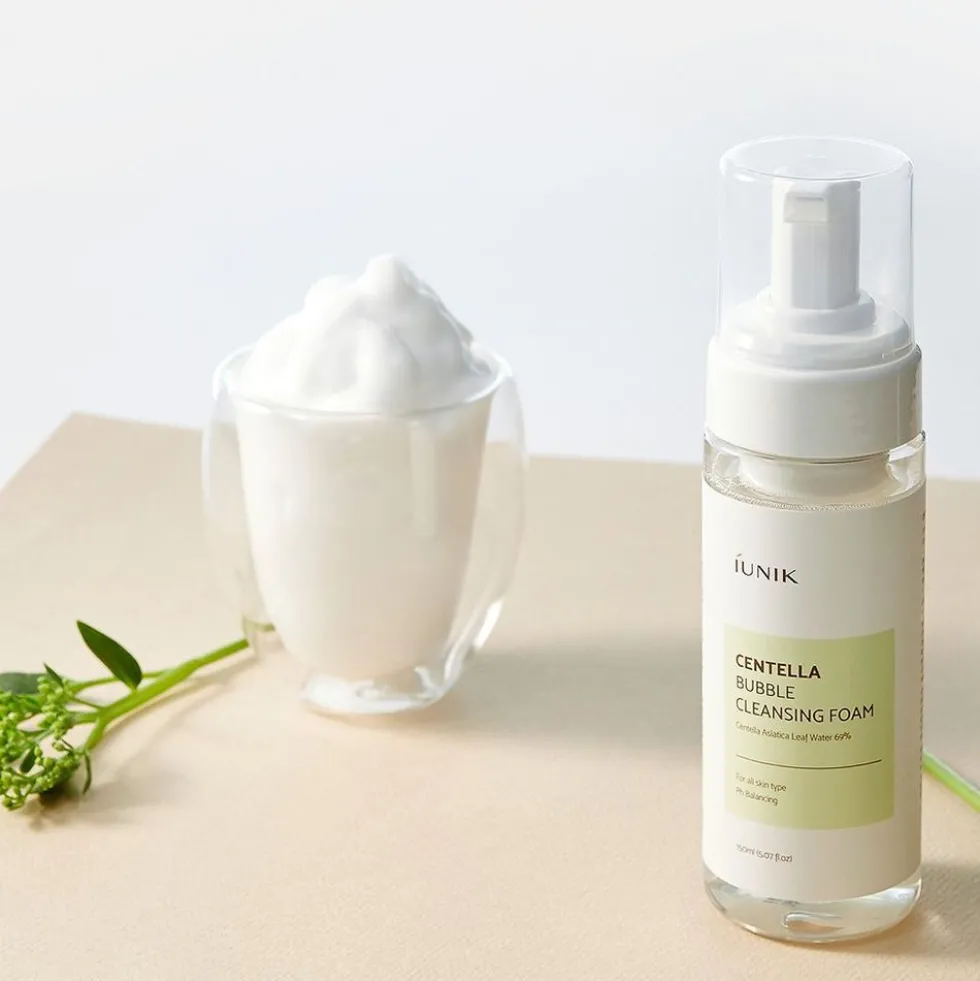 IUNIK Centella Bubble Cleansing Foam
