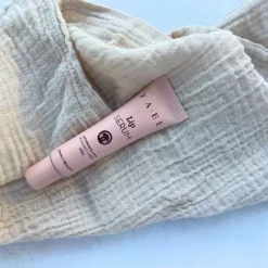 Lip Serum