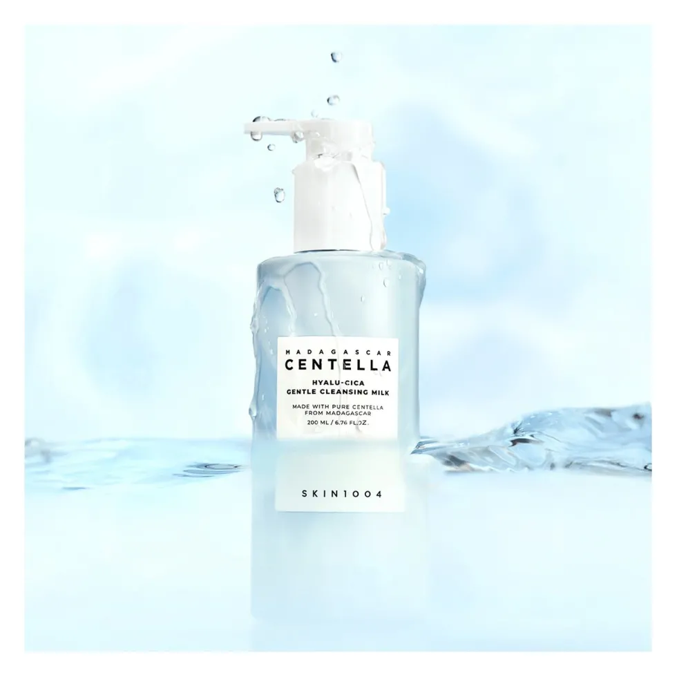 SKIN1004 Hyalu-Cica Gentle Cleansing Milk